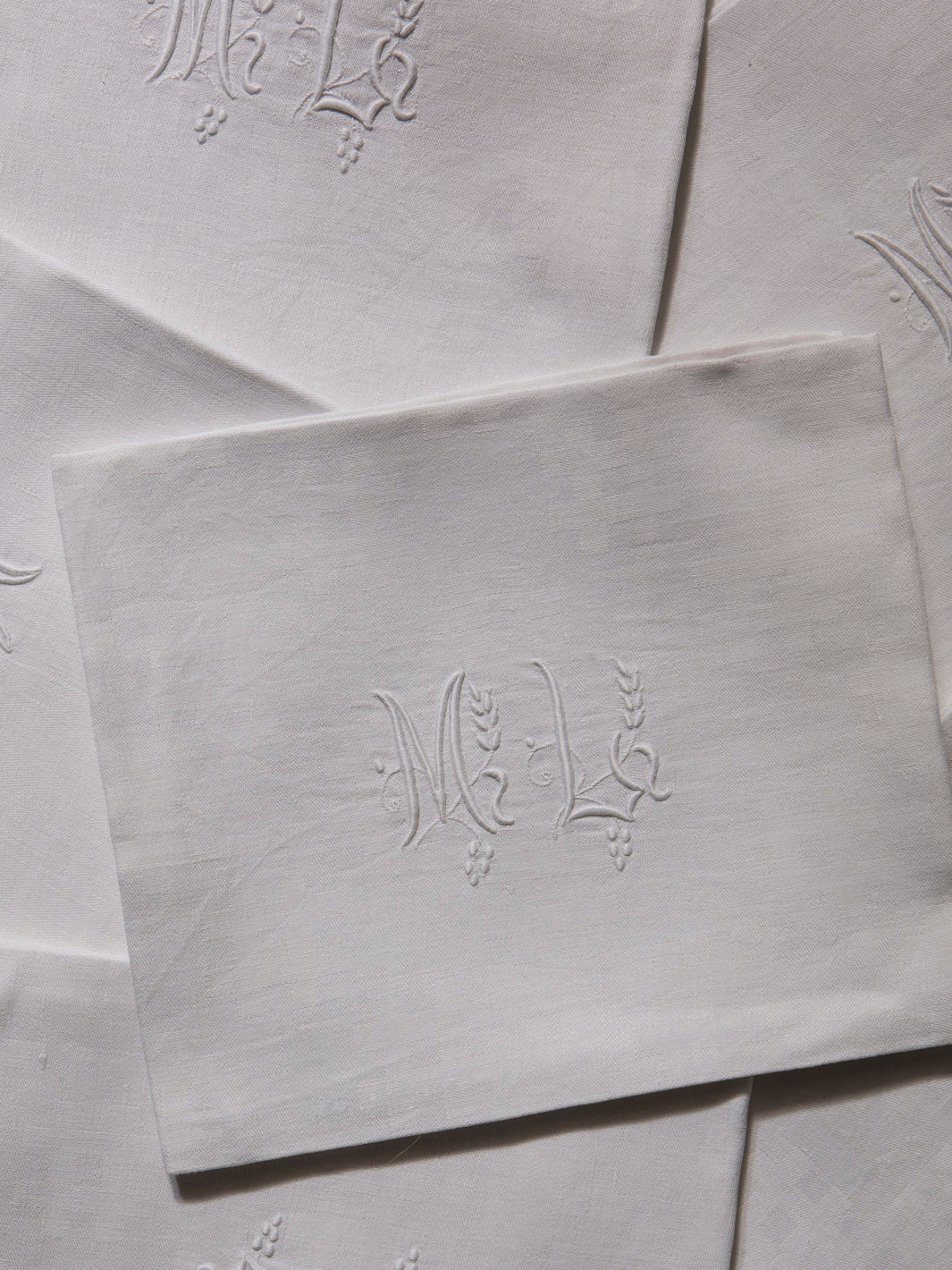 Juego de 6 servilletas de Damasco "ML"