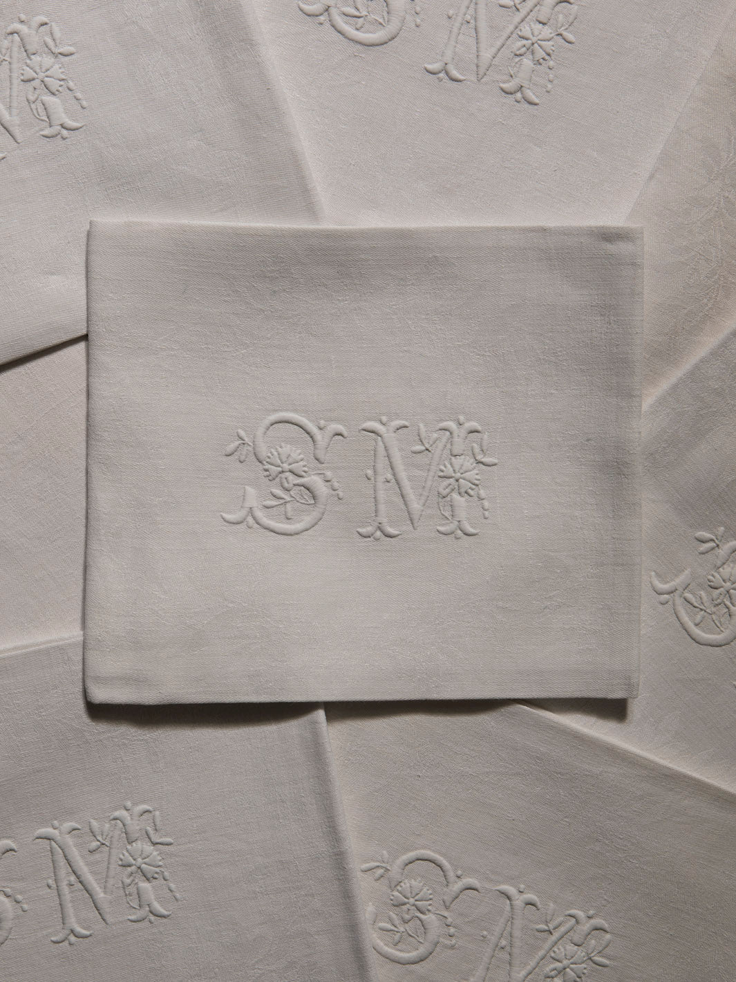 Juego de 8 servilletas de Damasco "SM"