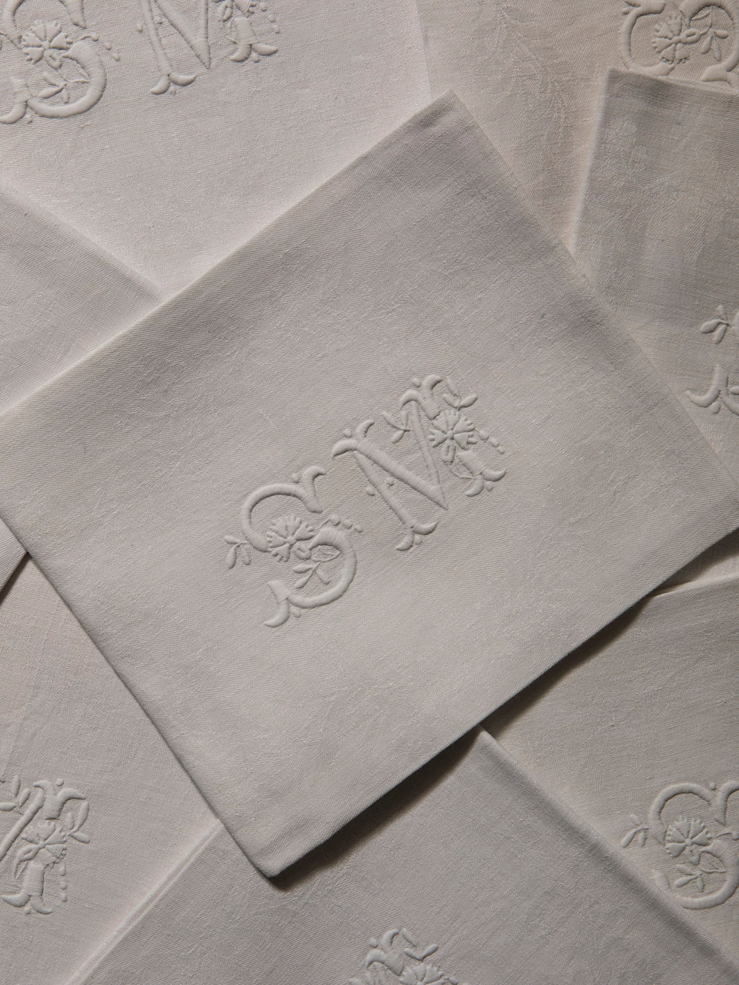 Juego de 8 servilletas de Damasco "SM"