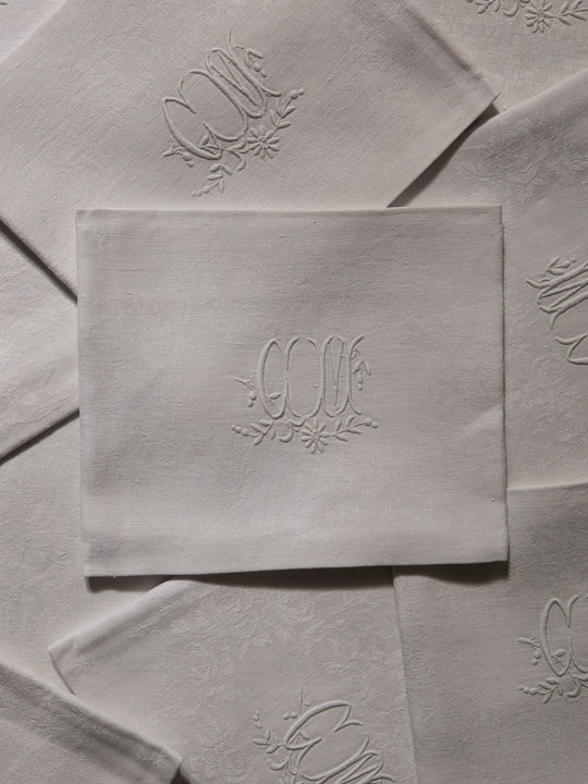 Juego de 12 servilletas de Damasco "CM"