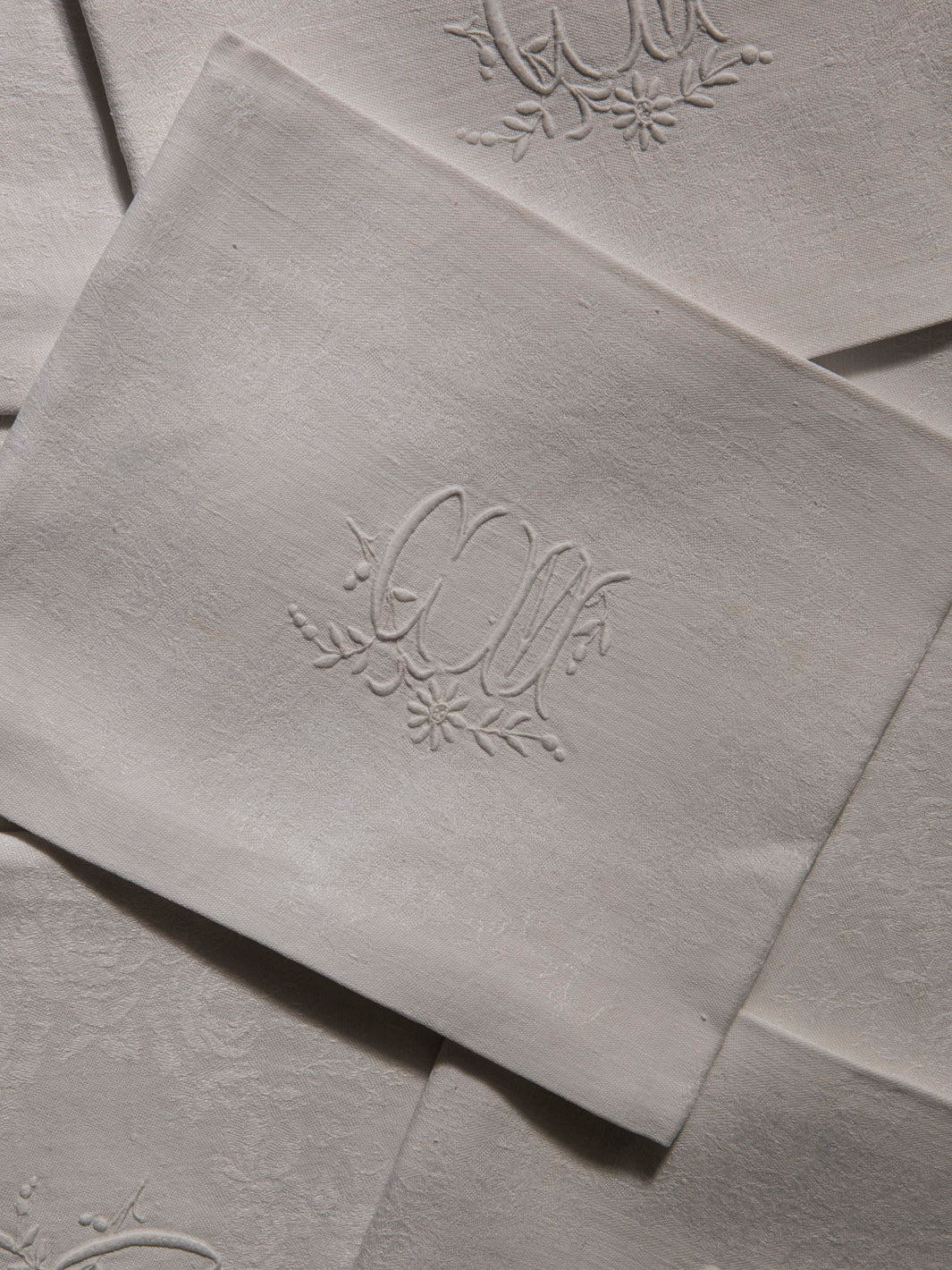 Juego de 12 servilletas de Damasco "CM"