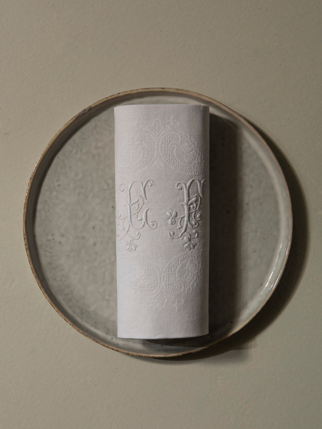 Juego de 12 servilletas de Damasco "EF"