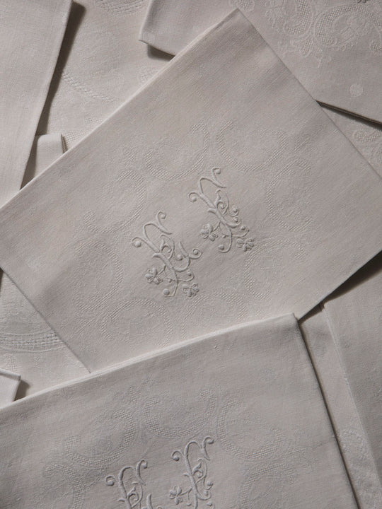 Juego de 12 servilletas de Damasco "EF"