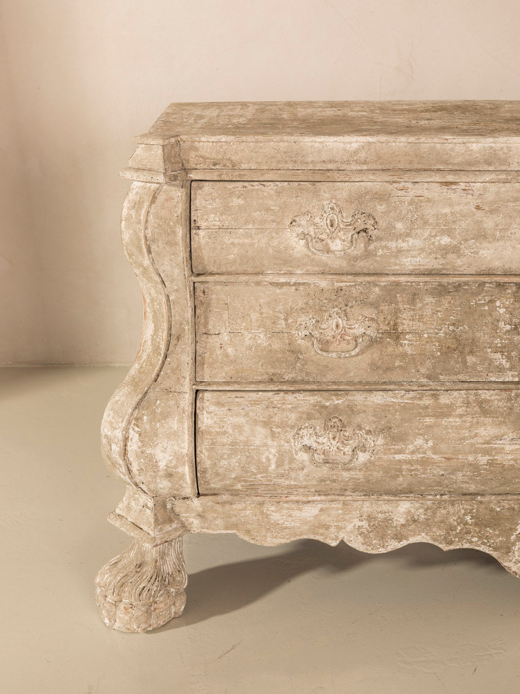 Dutch chest of drawers 1860 with Lion feet