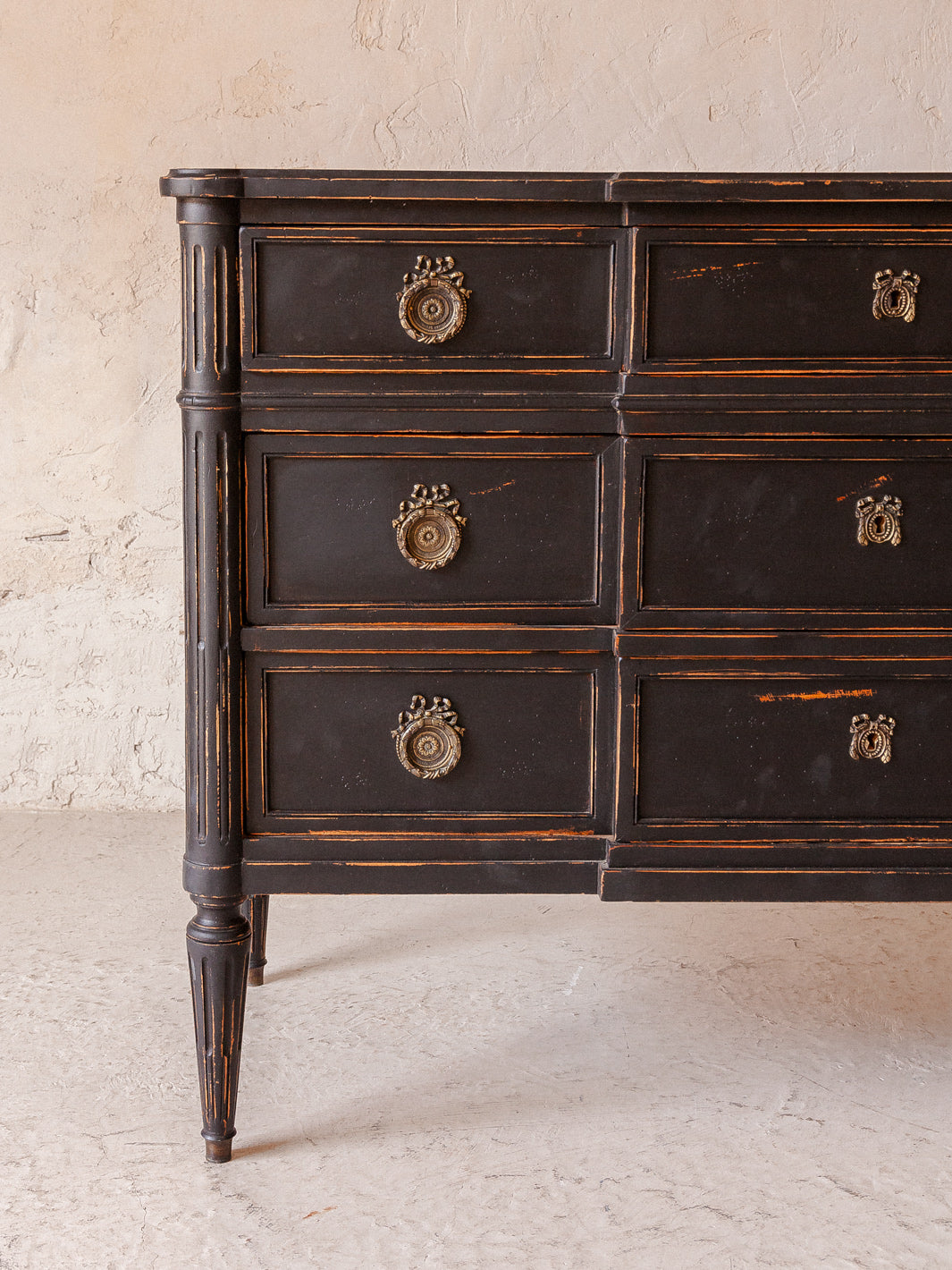 Parisian black chest of drawers from the 1920s, walnut