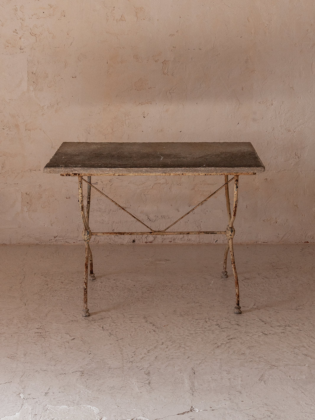 Table italienne en pierre 19ème siècle