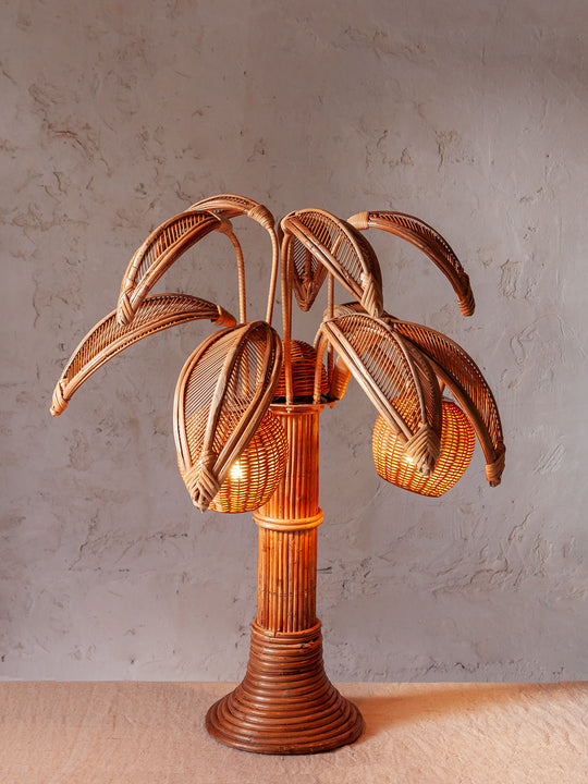 Lampe de table en rotin palmier