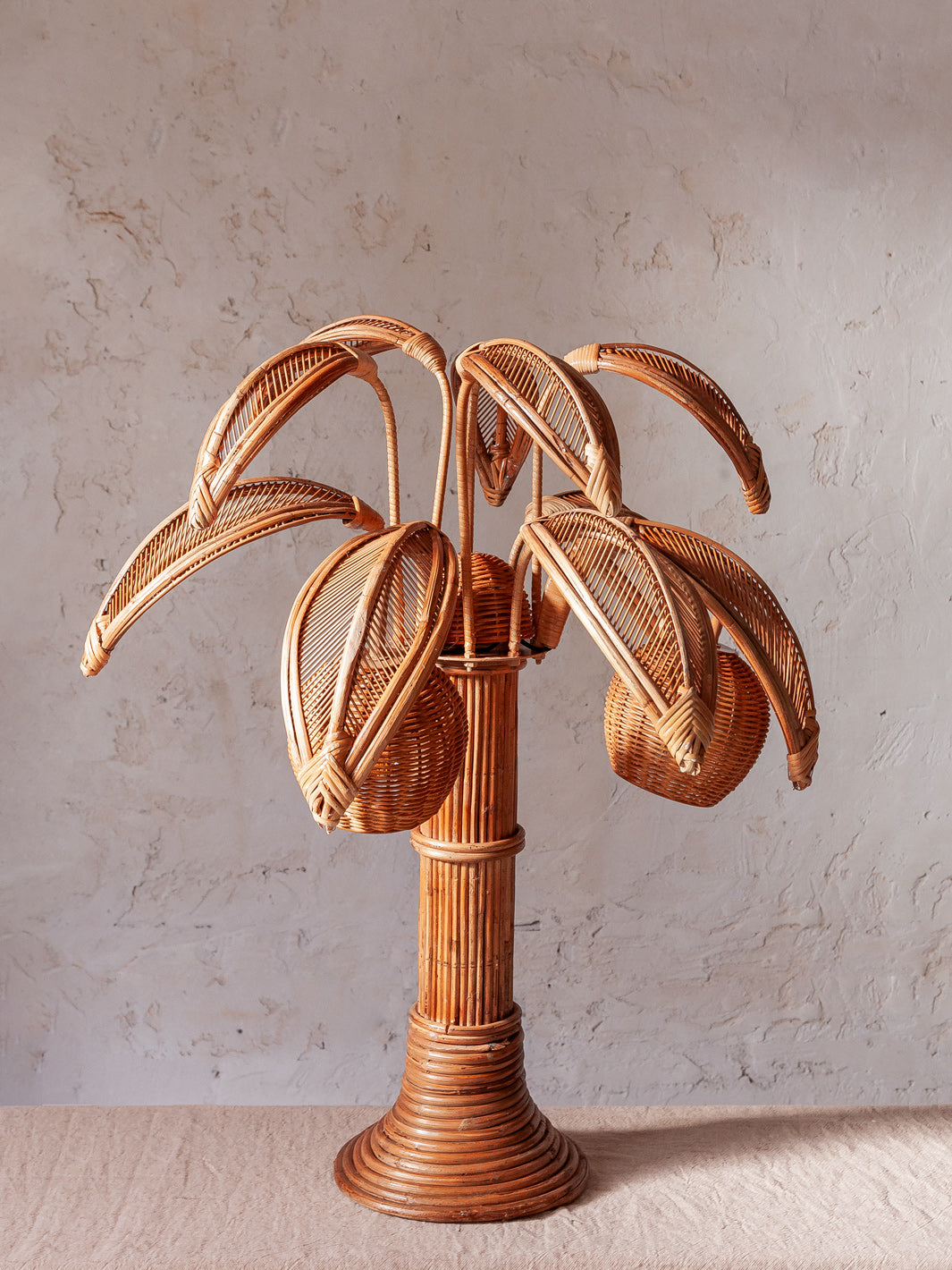 Palm Tree Rattan table lamp