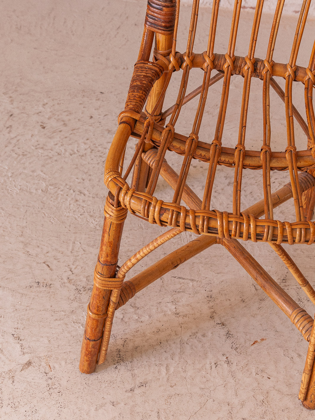 Suite de 8 chaises italiennes en bambou des années 60
