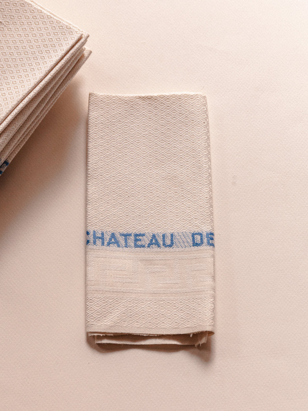 Set of 12 "GG" white damask napkins