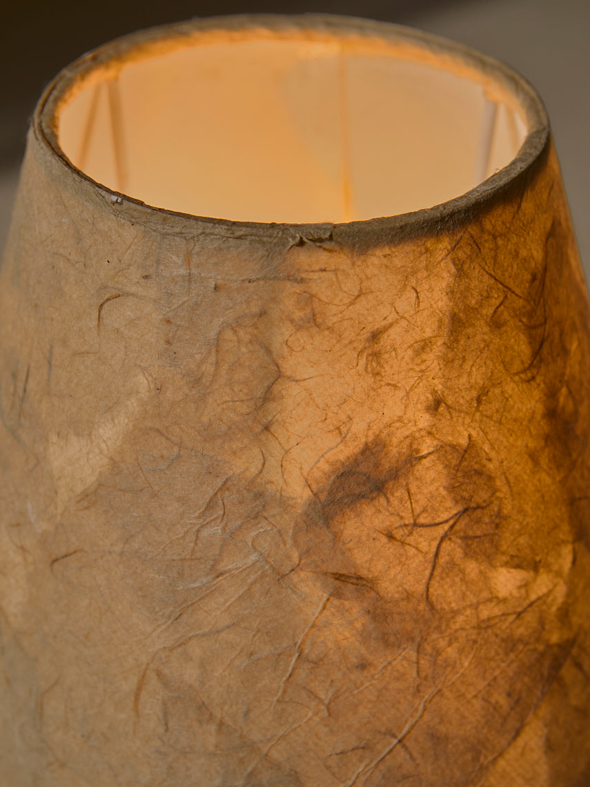 Nam Du Linen and ceramic table lamp by Srepokk