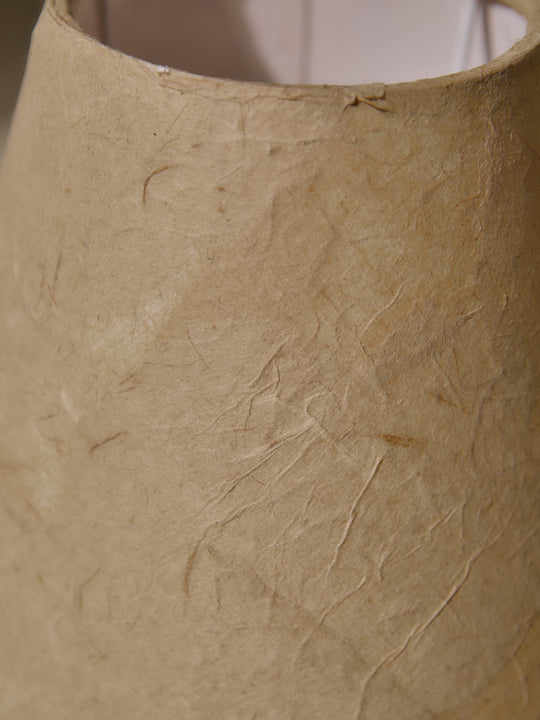 Nam Du Lámpara de mesa lino y cerámica