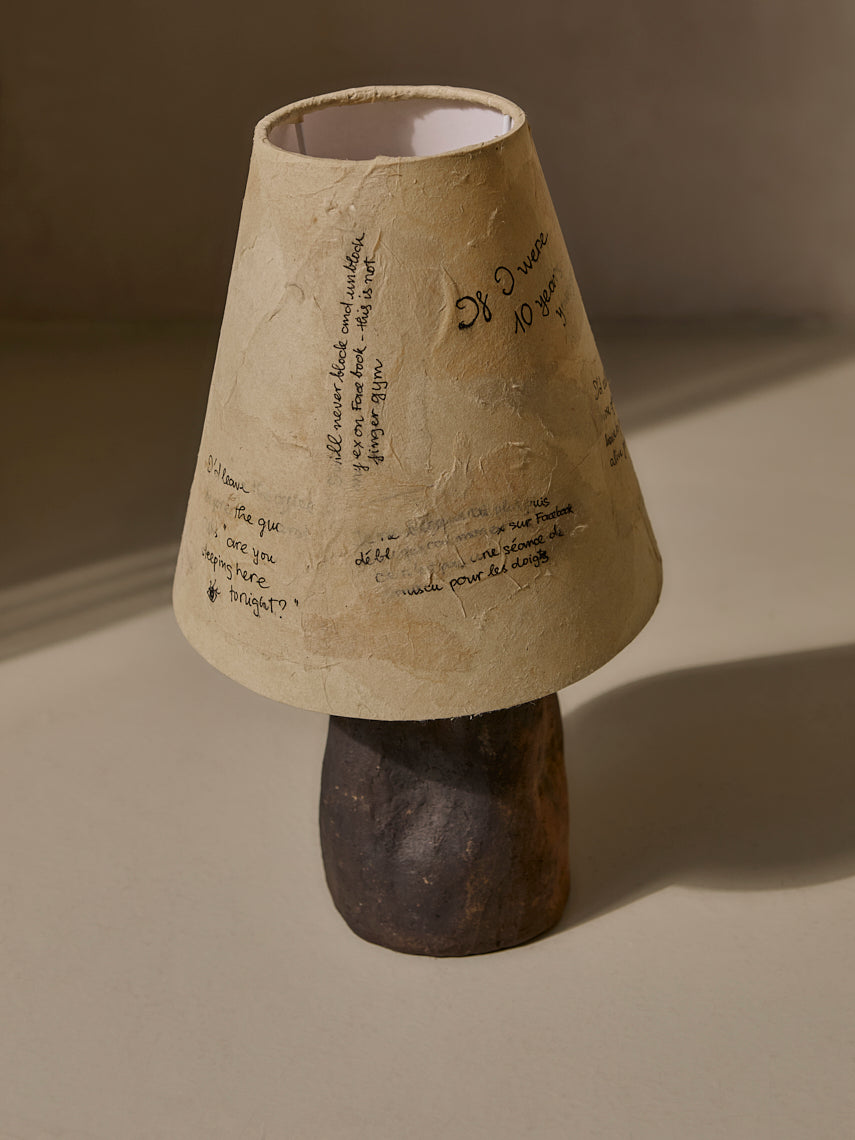 Voi Vang Lámpara de mesa