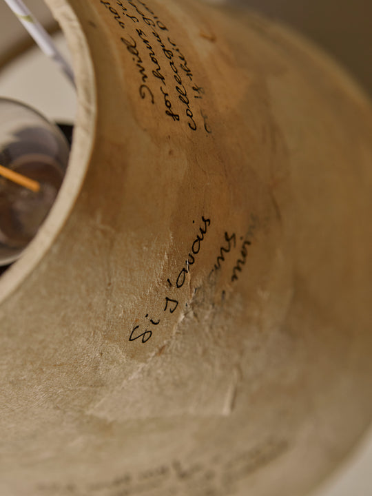 Voi Vang Lámpara de mesa