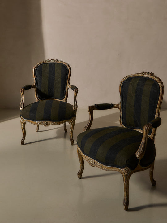 Pareja de butacones Louis XVI s.XIX