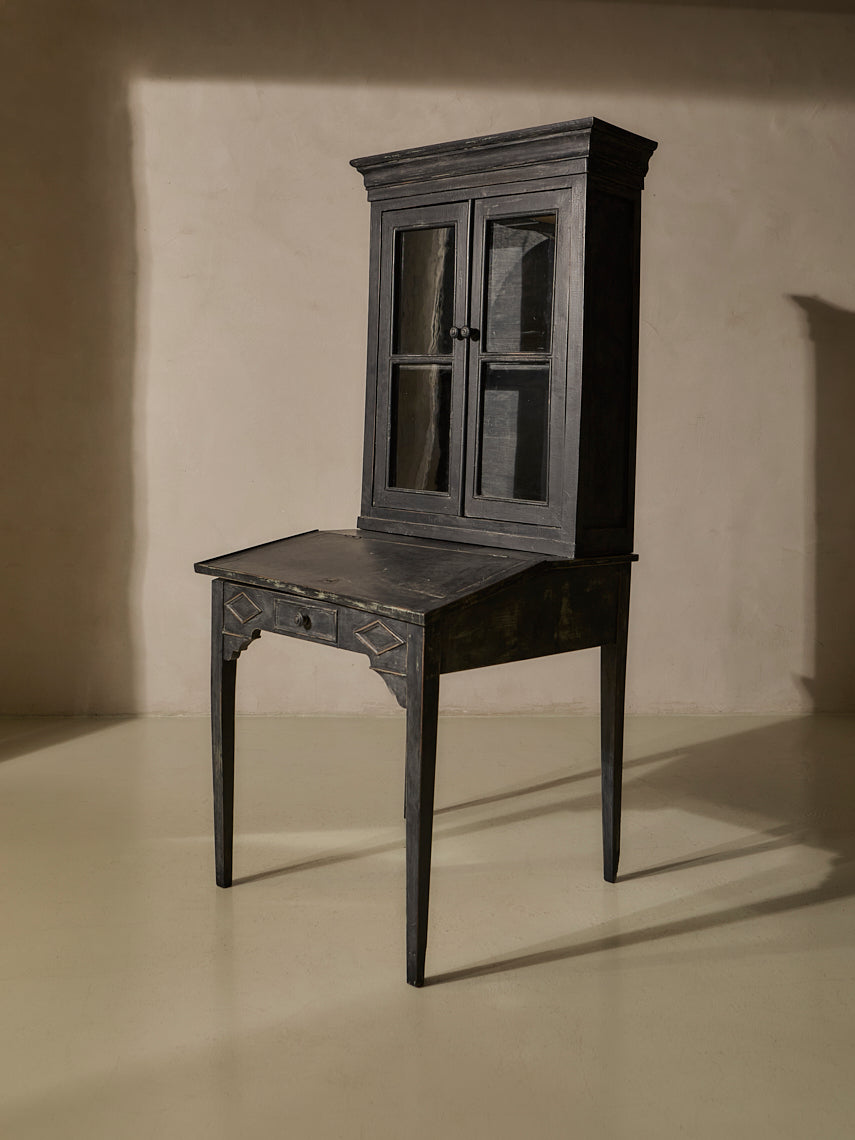 Small bureau, France, 19th century