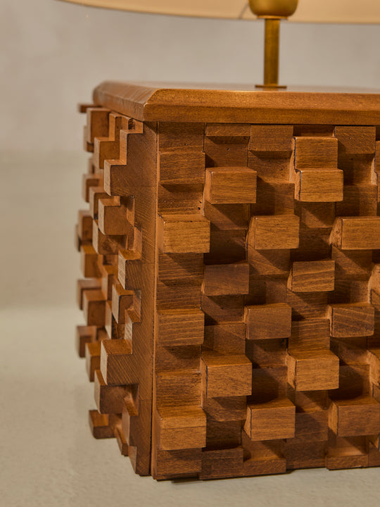 Lámpara Bossa Brutalista