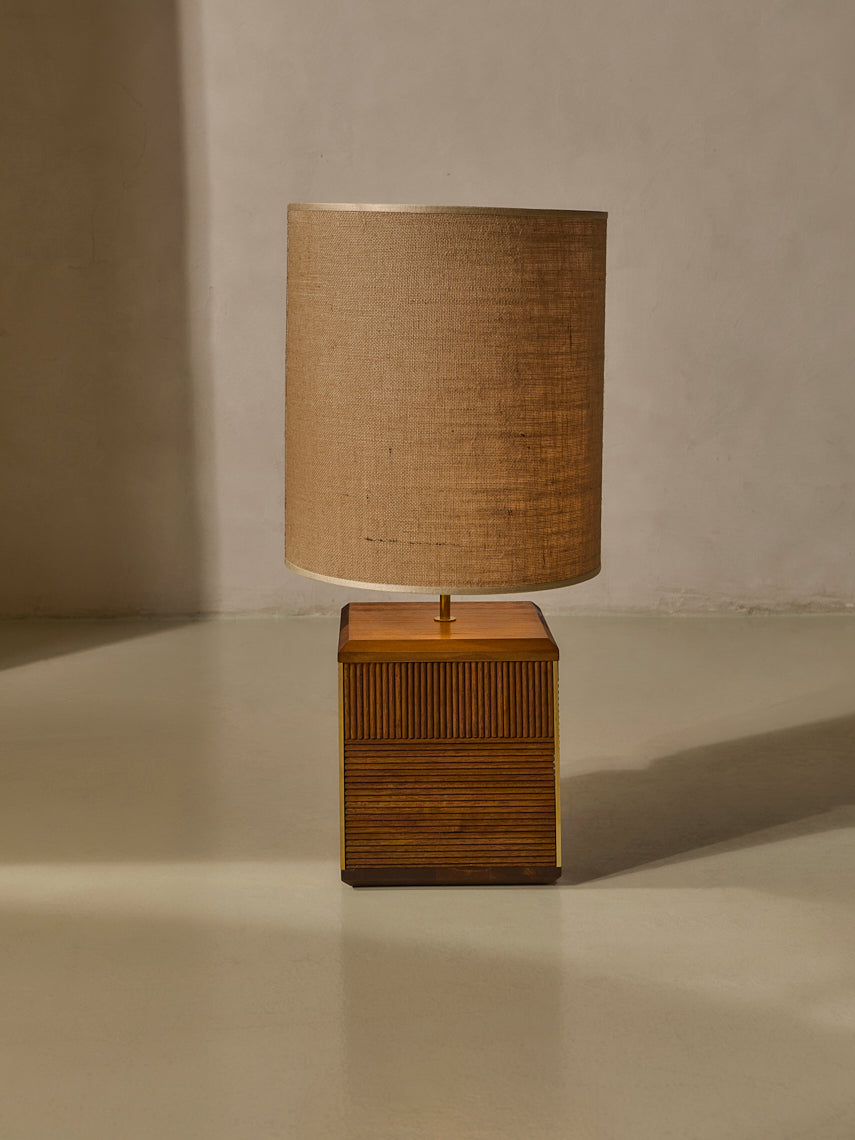 Nova Lamp