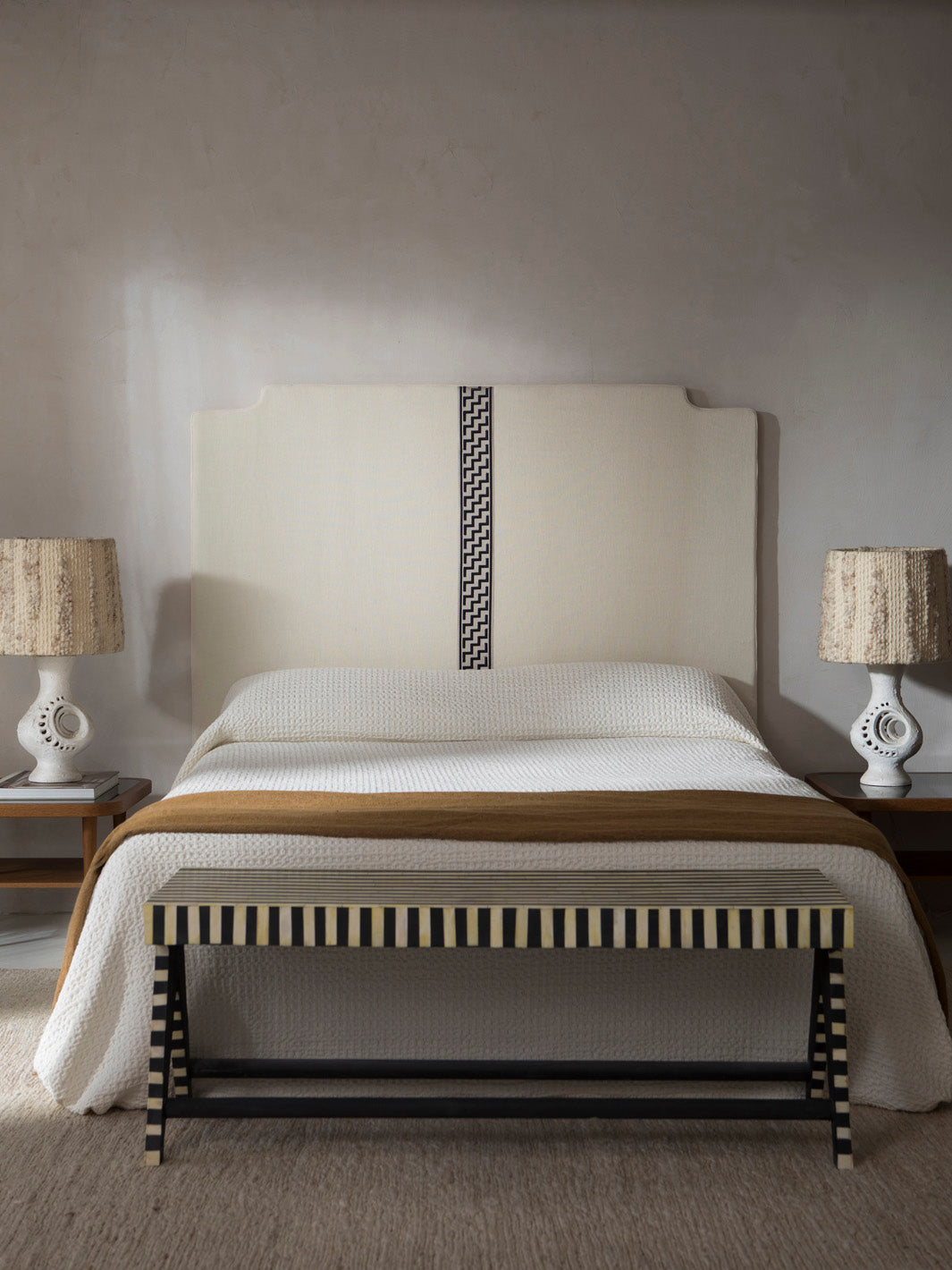 Welsh Trim Tramuntana headboard