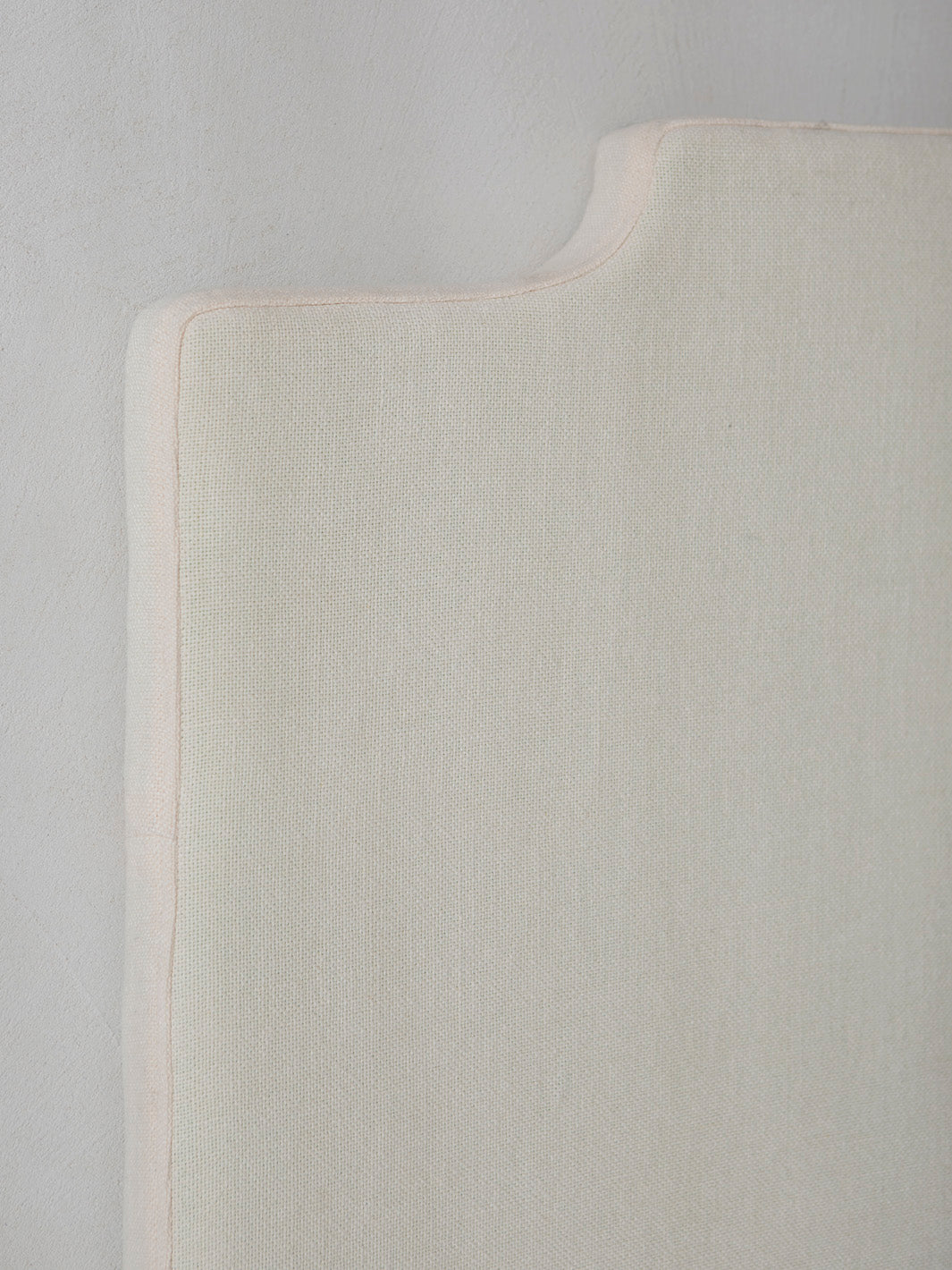 Welsh Trim Tramuntana headboard
