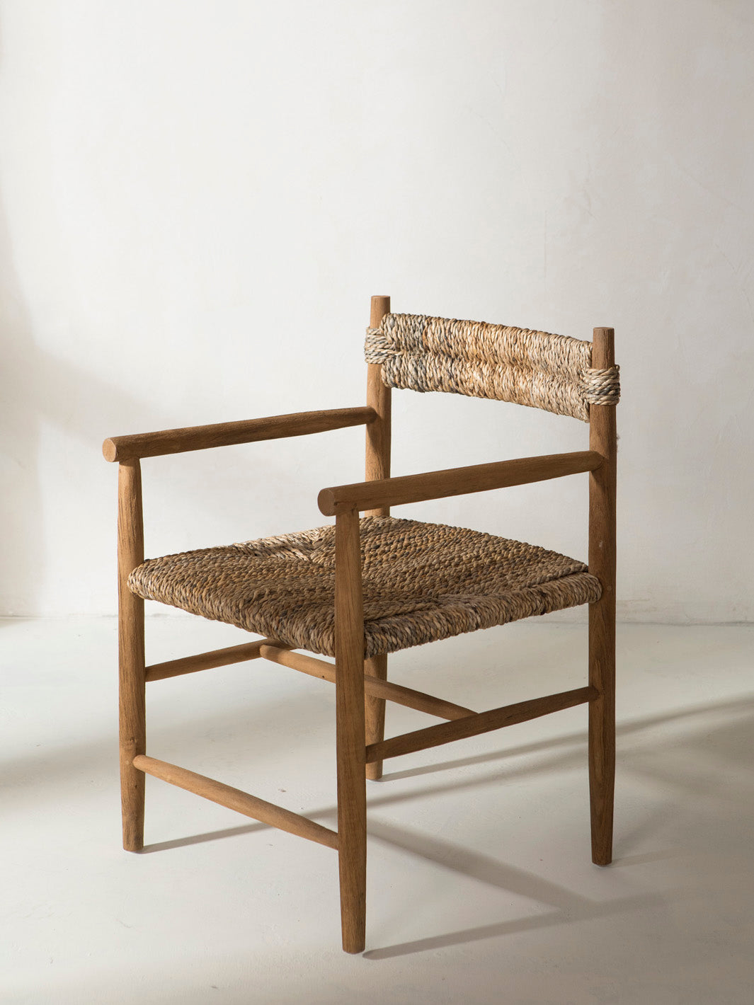 Silla teca con brazos