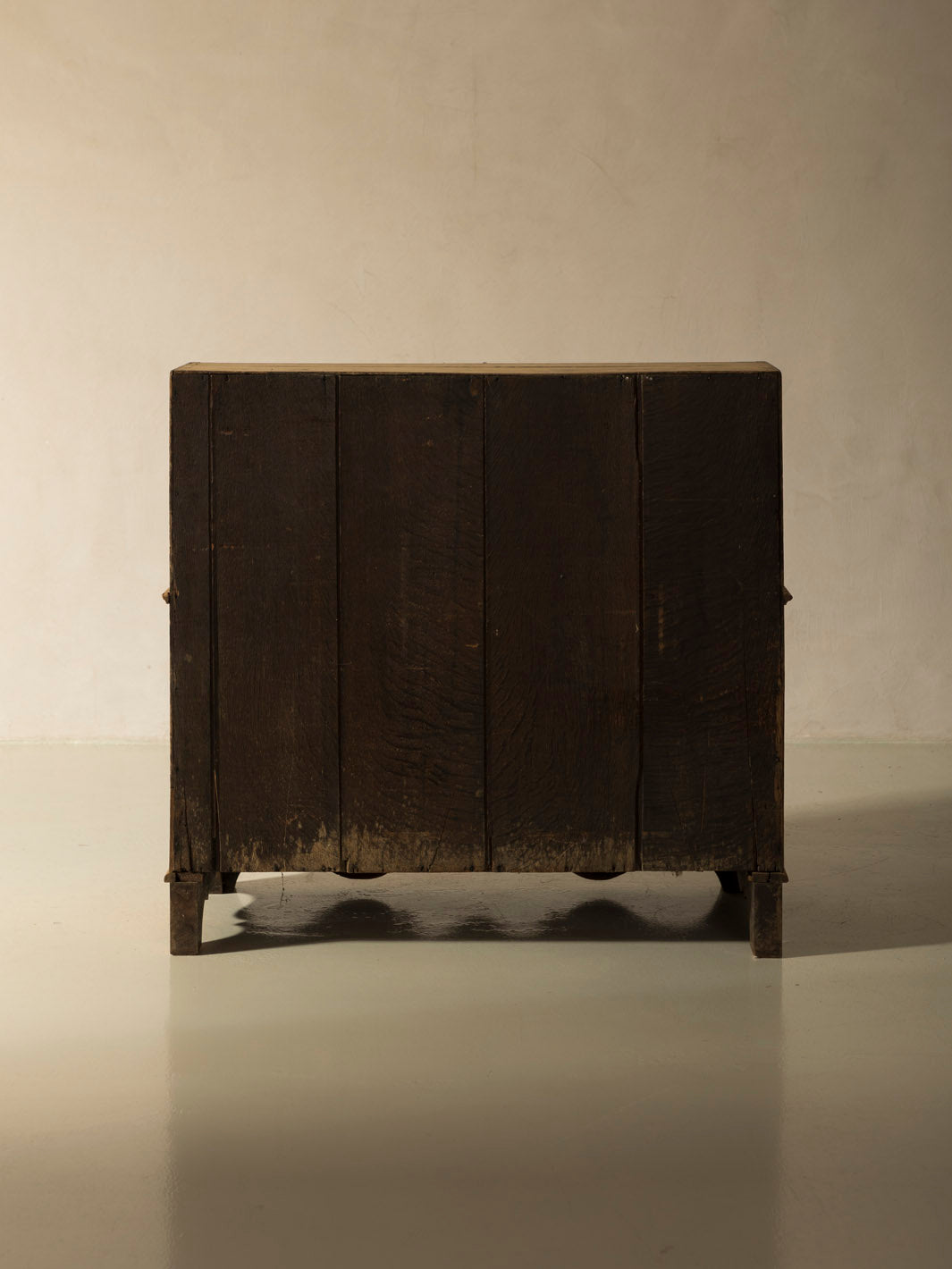 Chest of drawers chestnut Belgium XIX