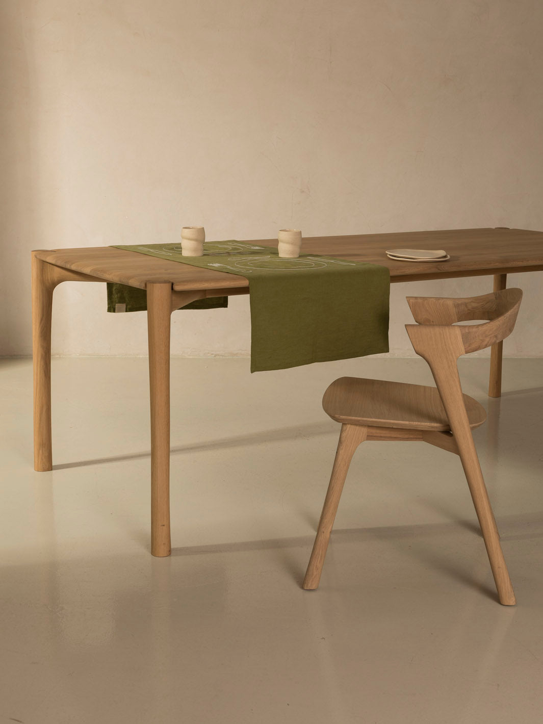 Camino “Duo Minimaliste” lino verde 150x50cm