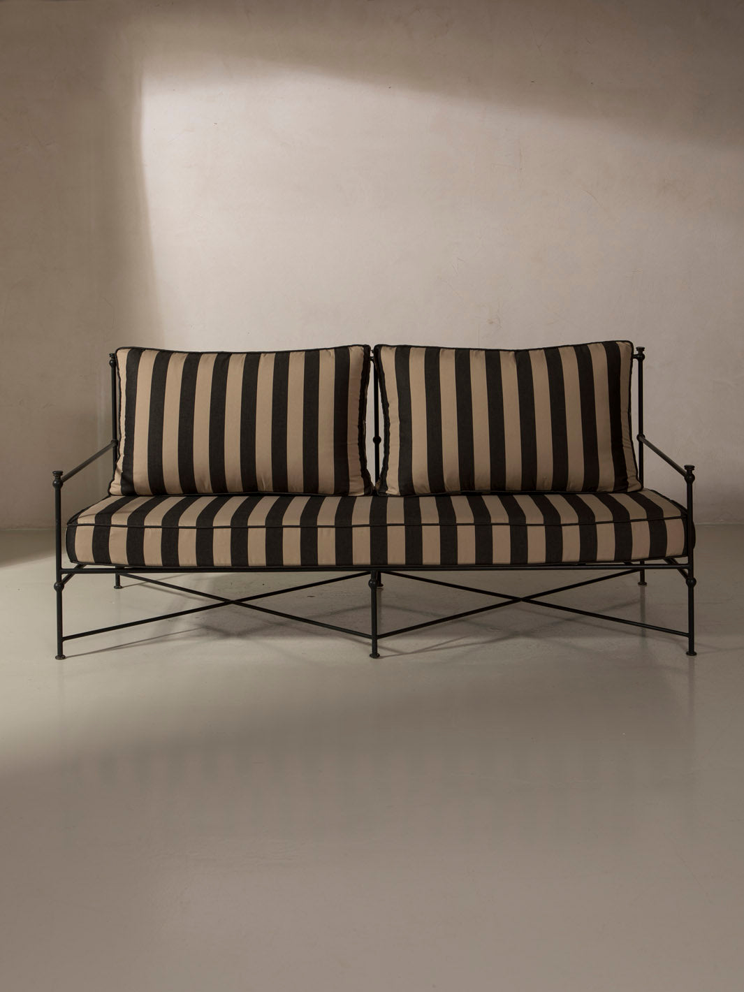 Funda Sofá Medaillon hierro forjado 180cm Negro y Beige