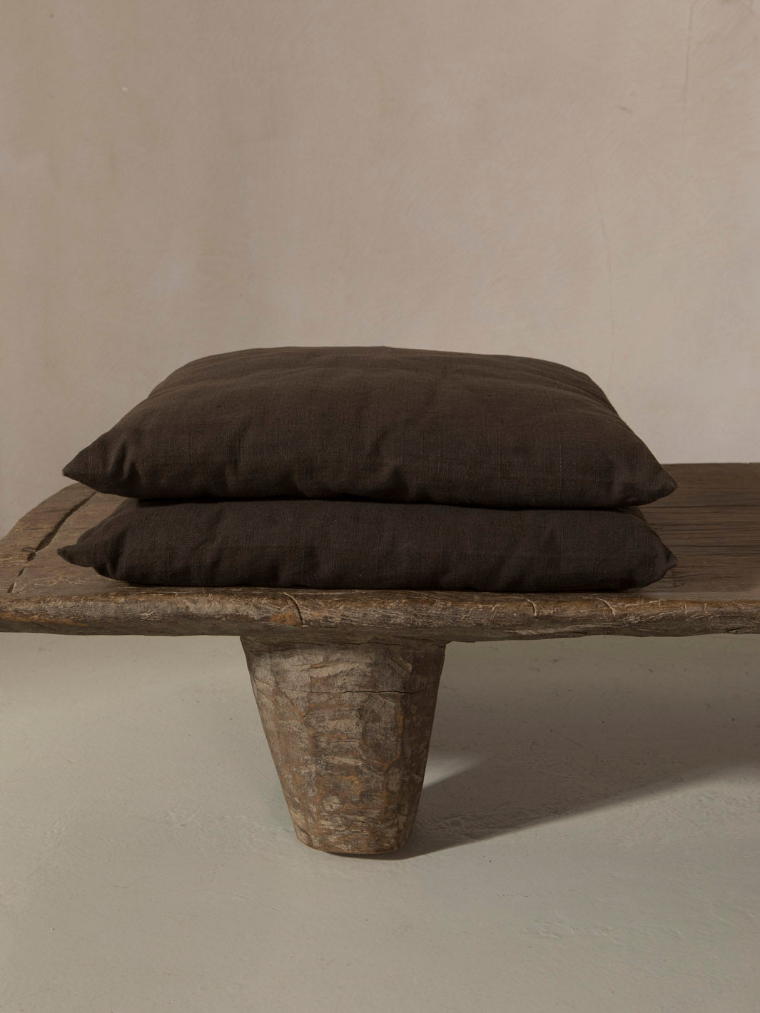 Set de Almohadones Zabutón Yakisugi Isabelle Yamamoto 55x55cm 3