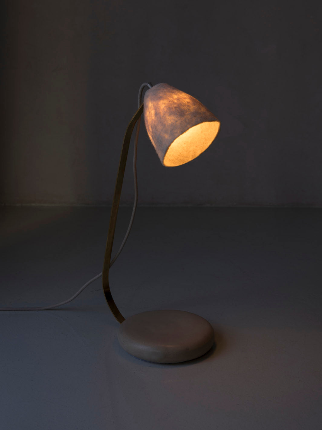Felt and ceramic table lamp