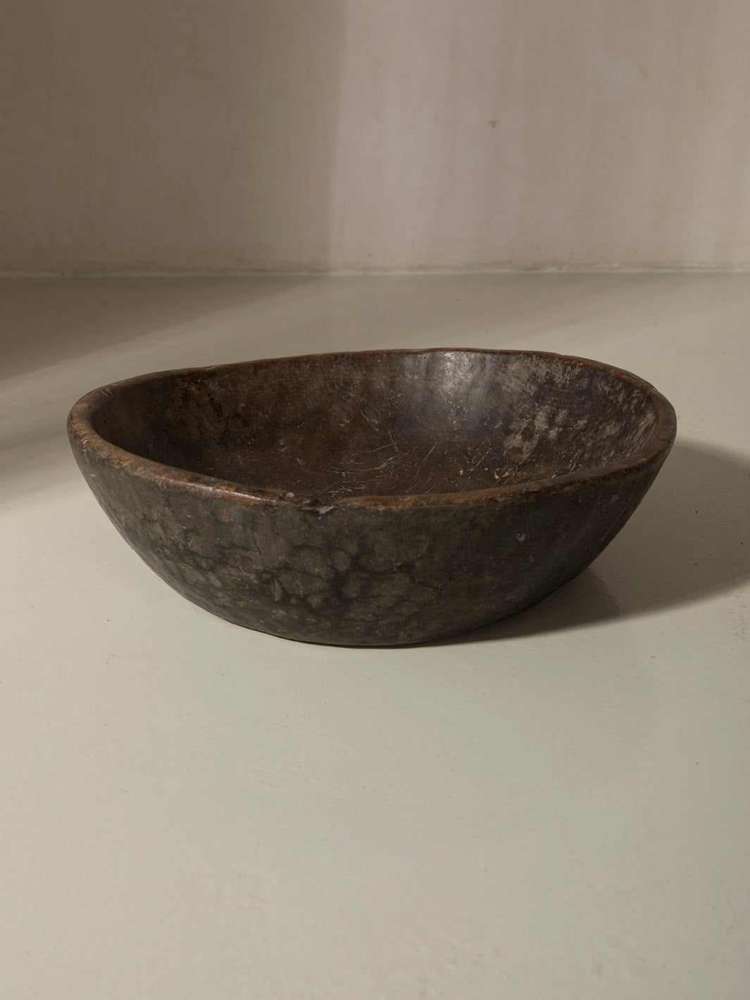 Parat - Antique wooden tray no. 39