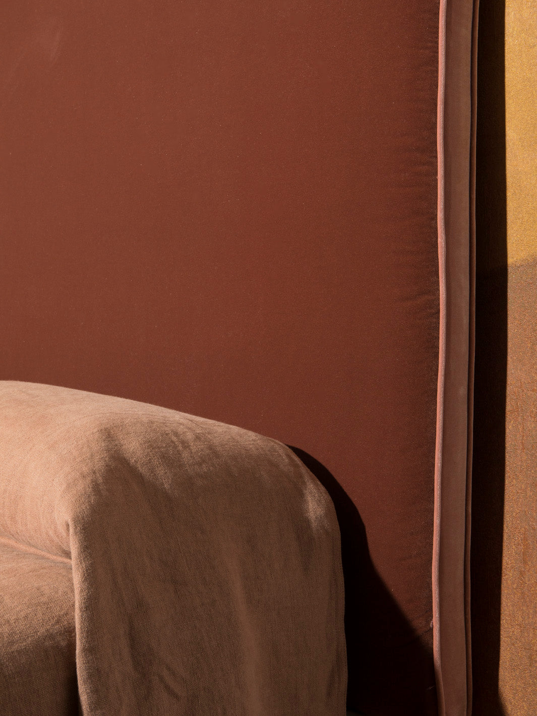 Rohe Magnolia headboard