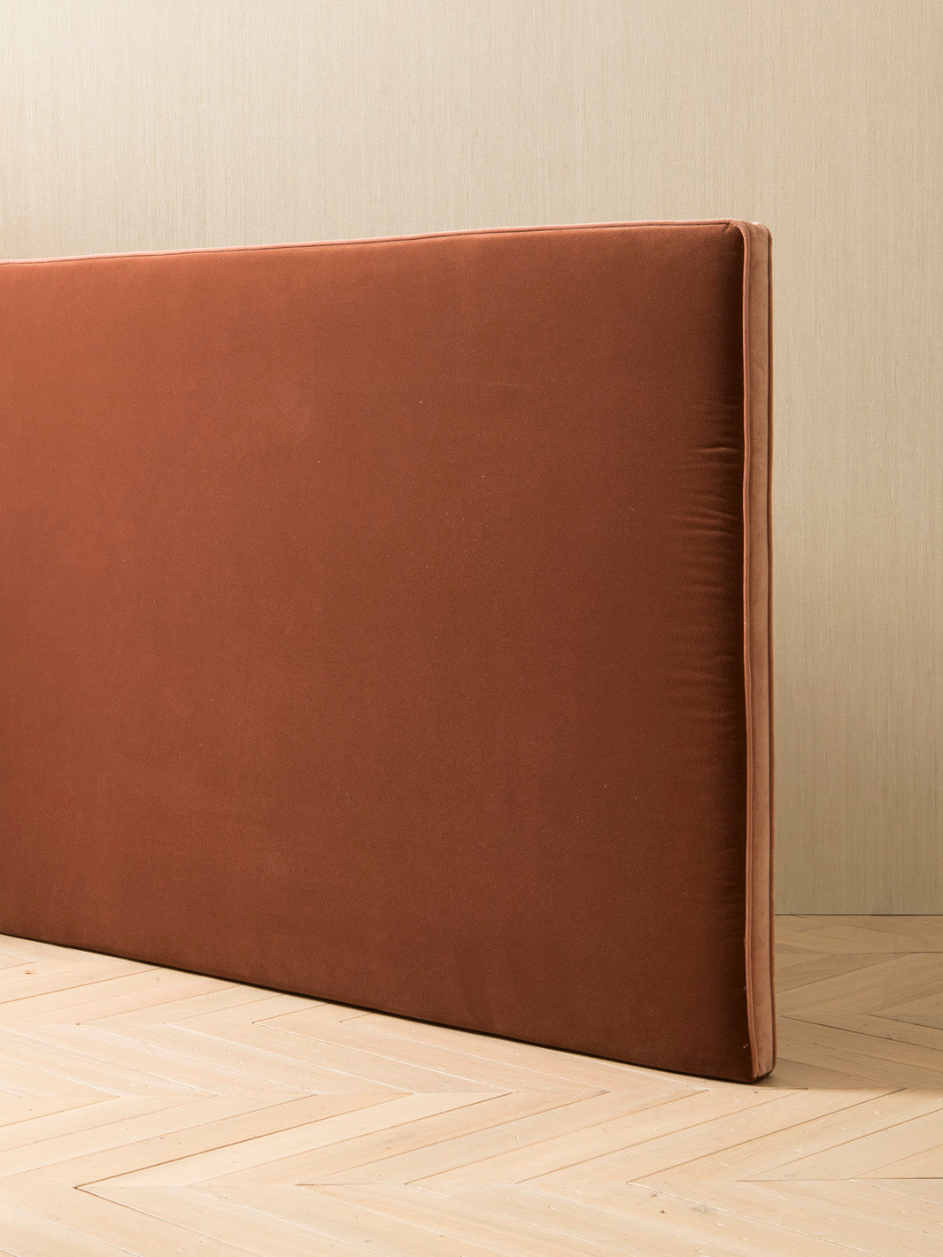 Rohe Magnolia headboard