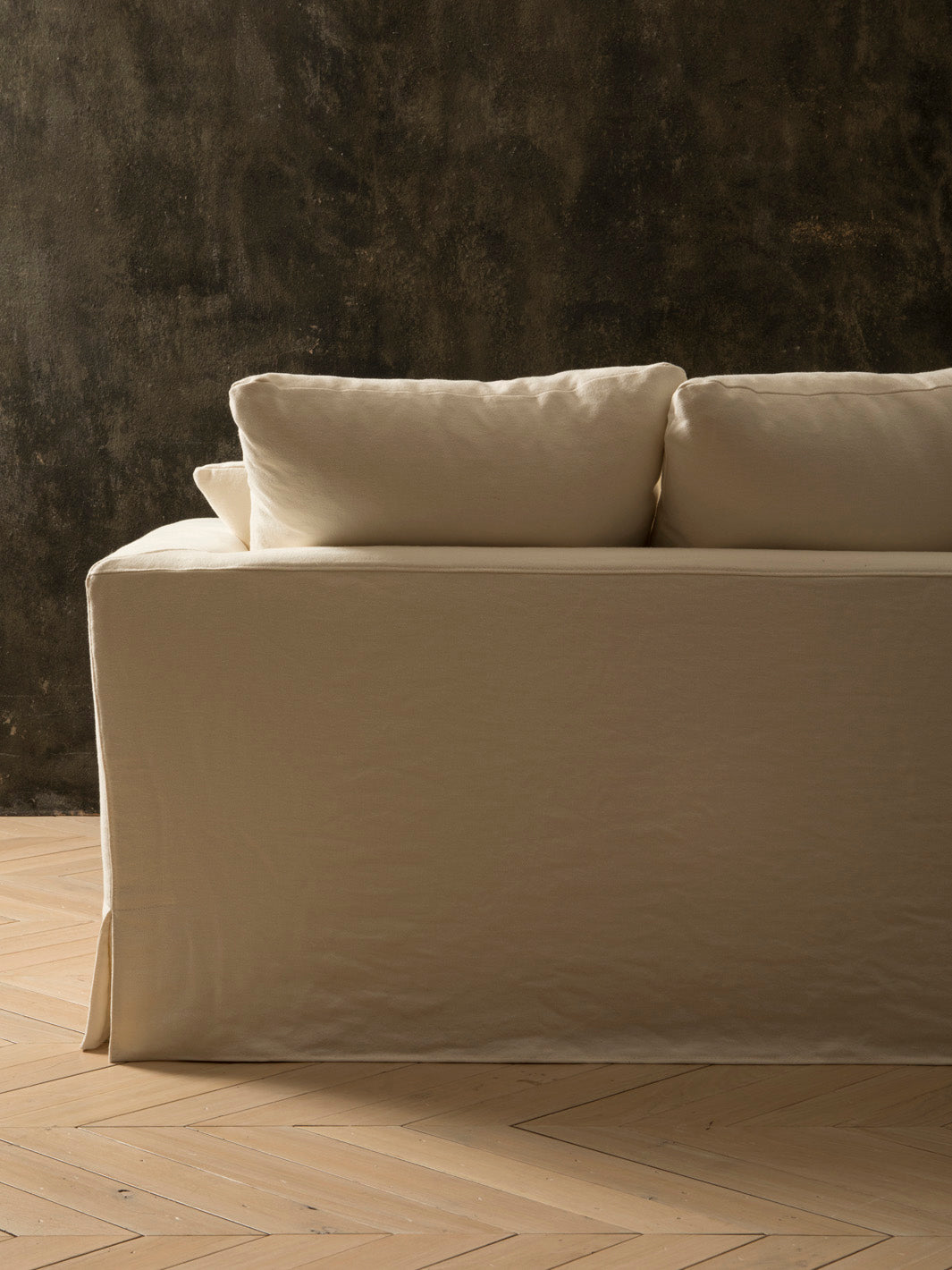 Omaanda Pearl Linen Sofa