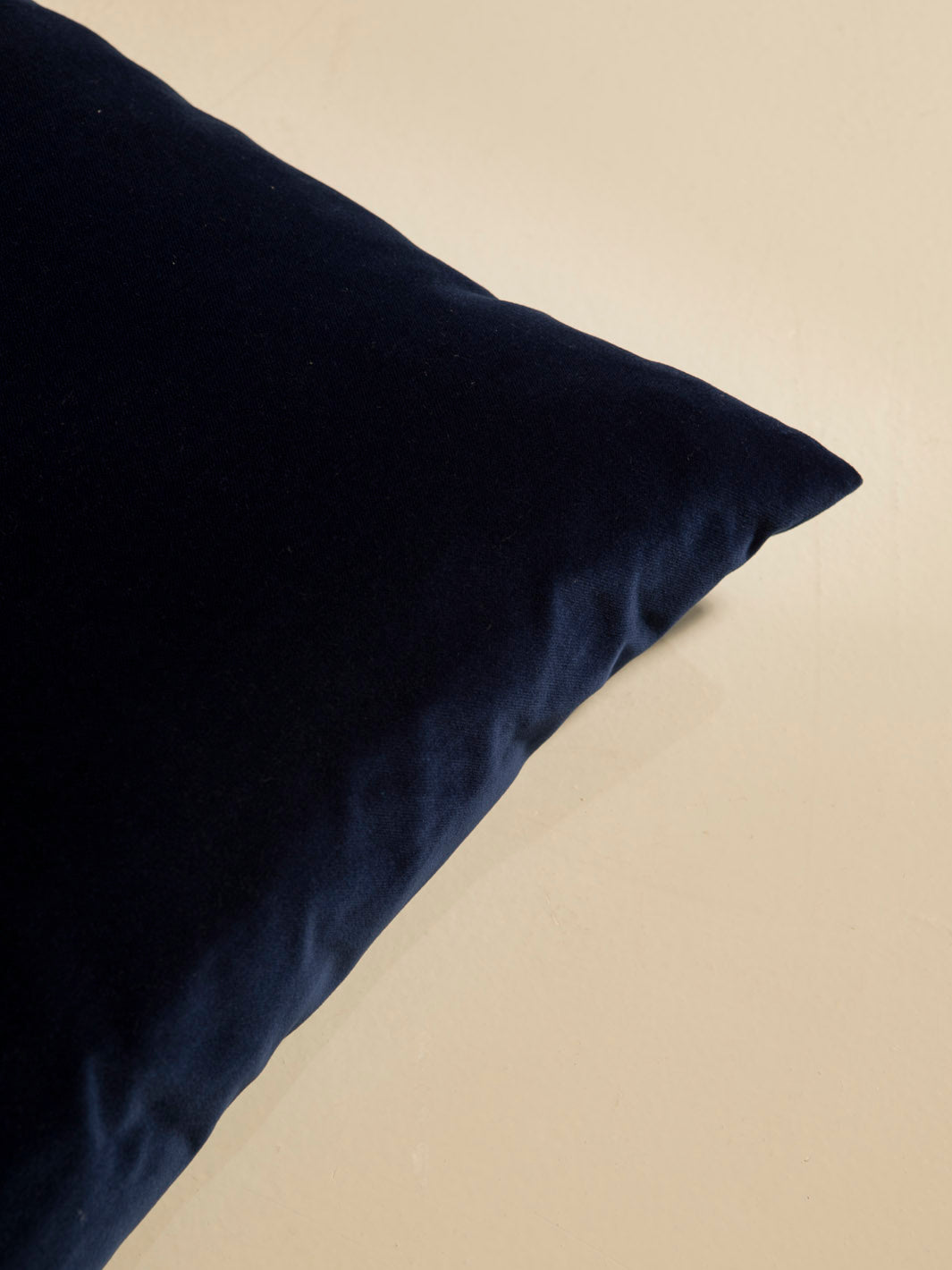Almohadón Basic large Dark Blue