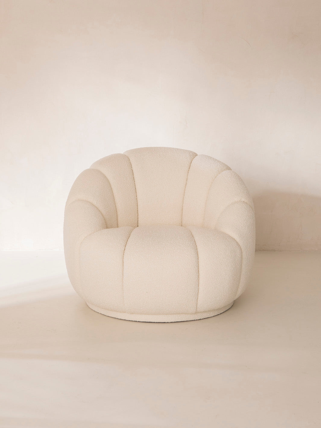 White Frida armchair