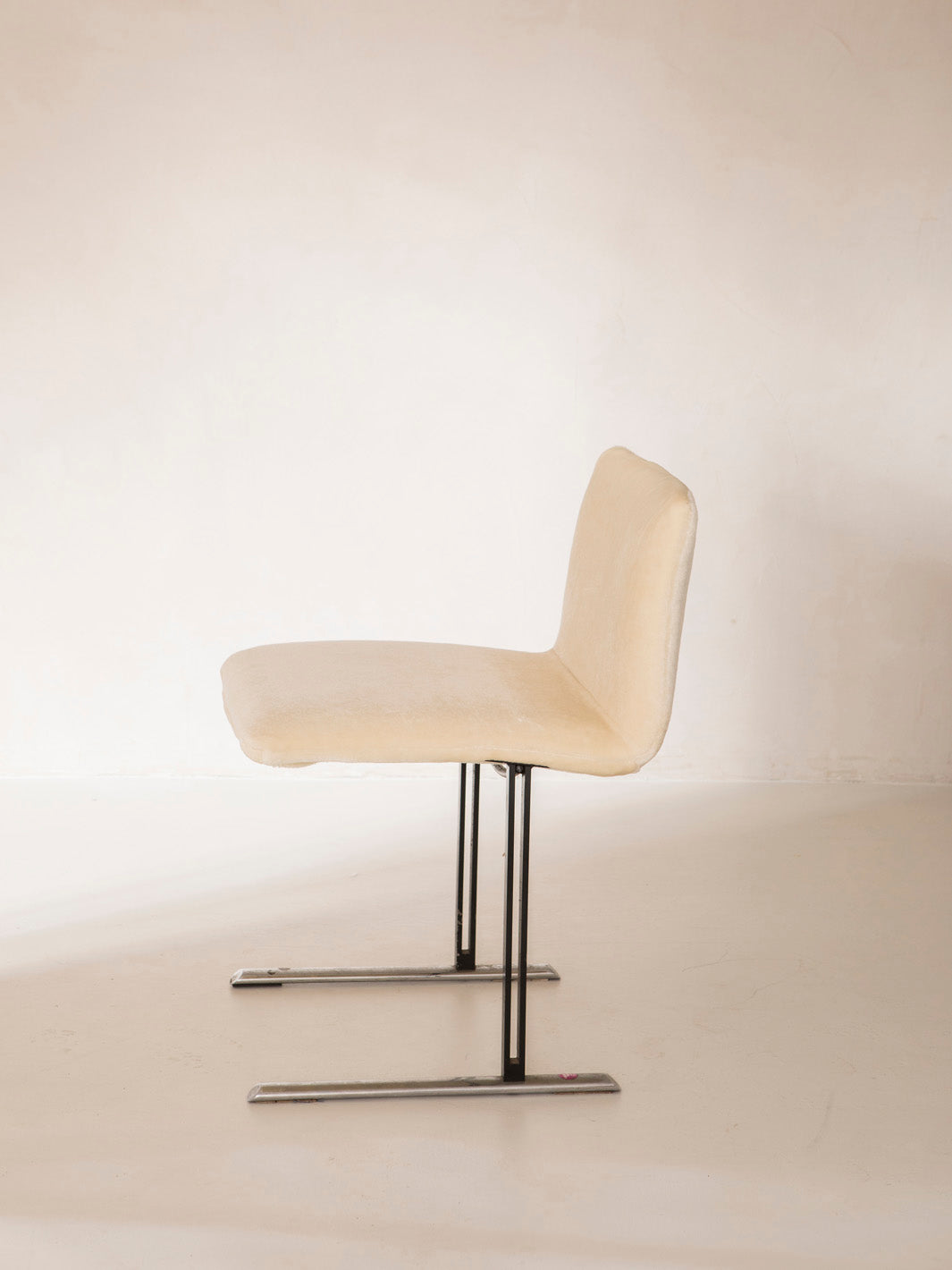 Saporetti chaise conçue par Offredi dating back to the 70s