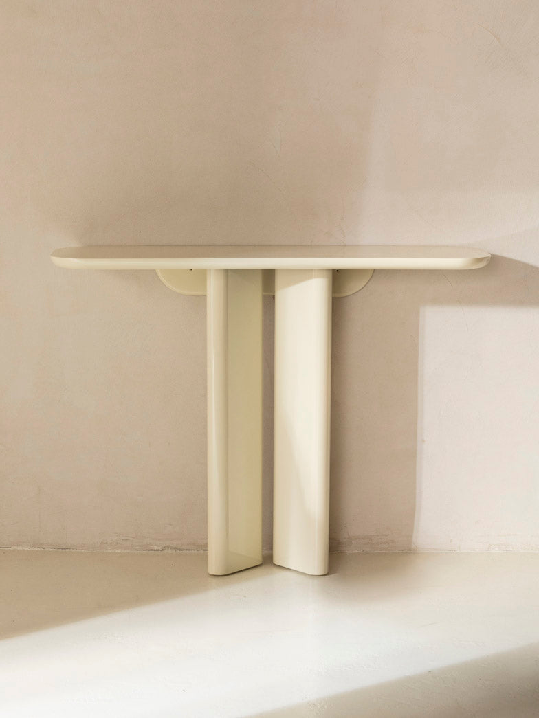 Consola Lacada Crema