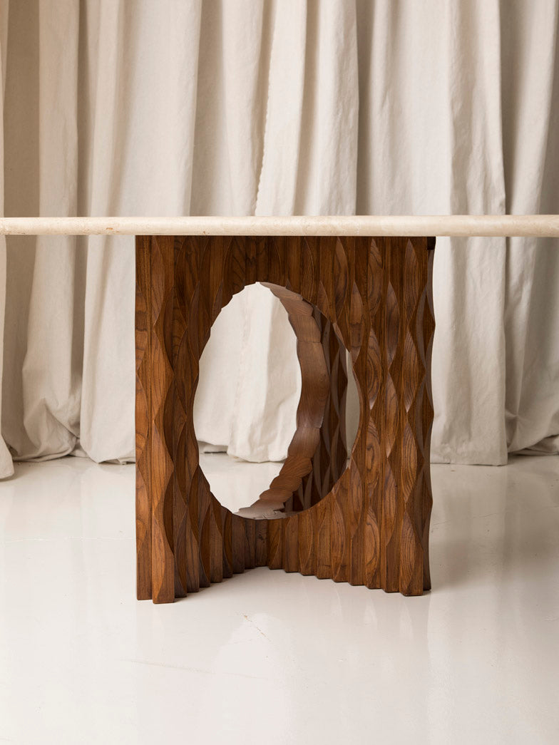 Travertine dining table 220x114cm