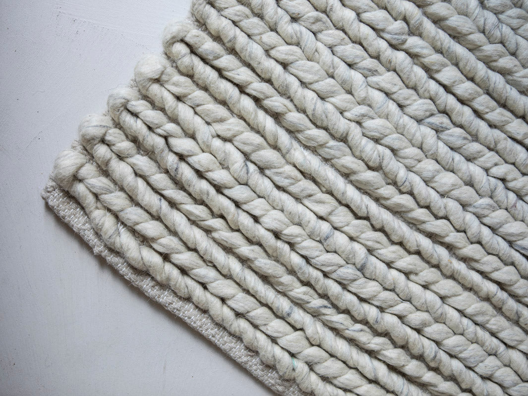 Silver Rug Knot