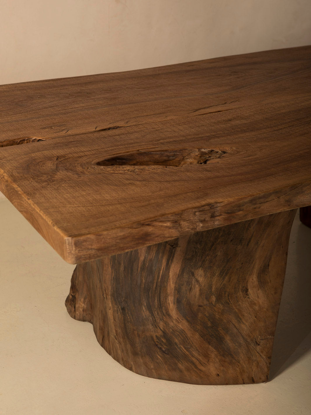 Mesa de comedor arce Yunnan 240x120x74cm.