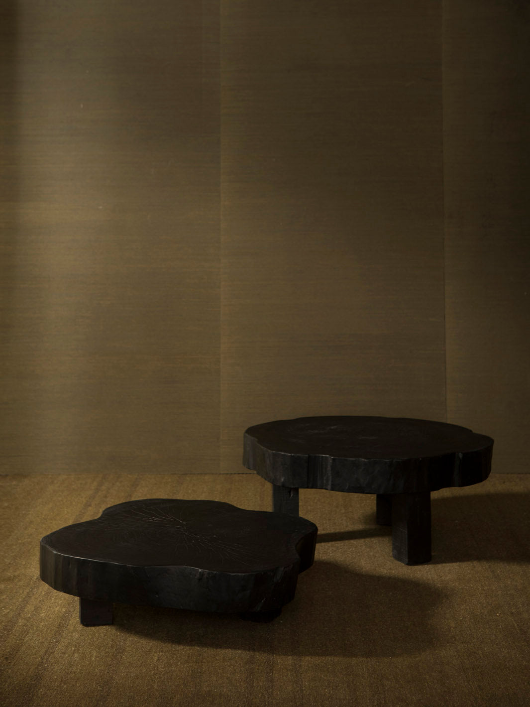 Yuán Yakisugi Pair of Tables
