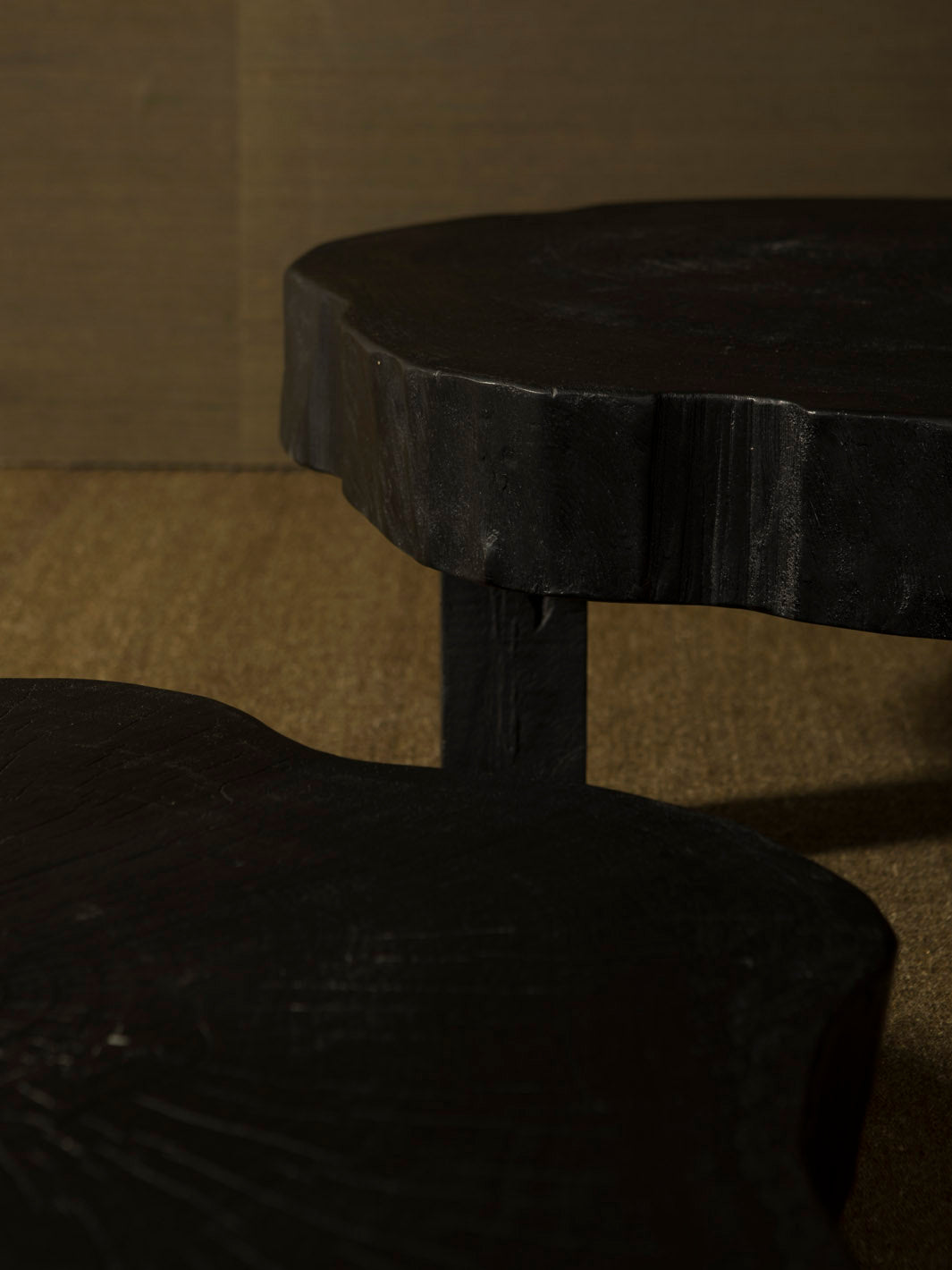 Yuán Yakisugi Pair of Tables