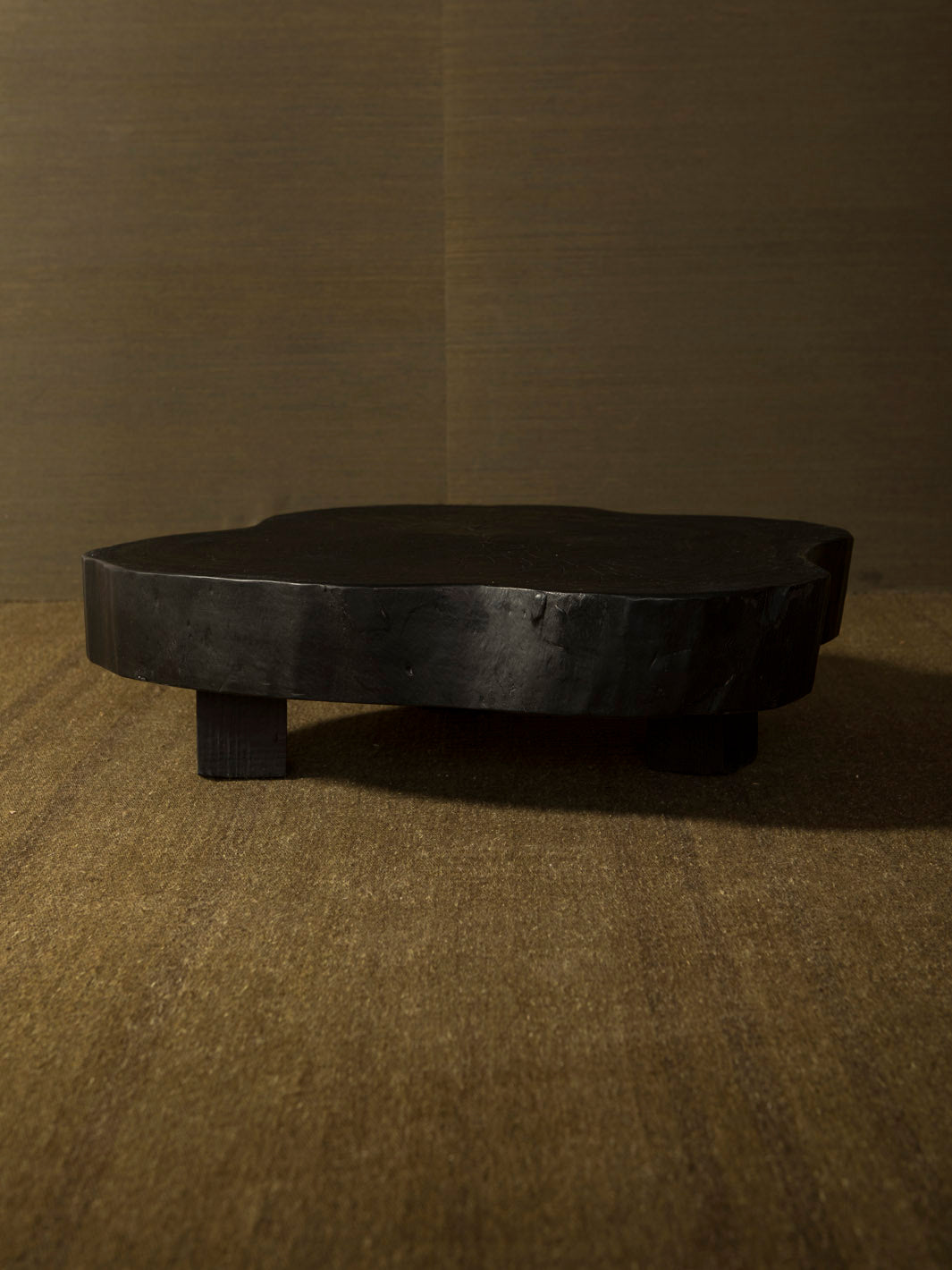 Yuán Yakisugi Pair of Tables