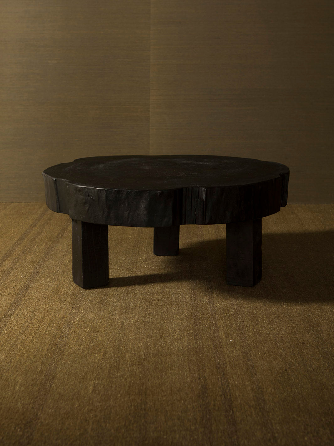 Yuán Yakisugi Pair of Tables
