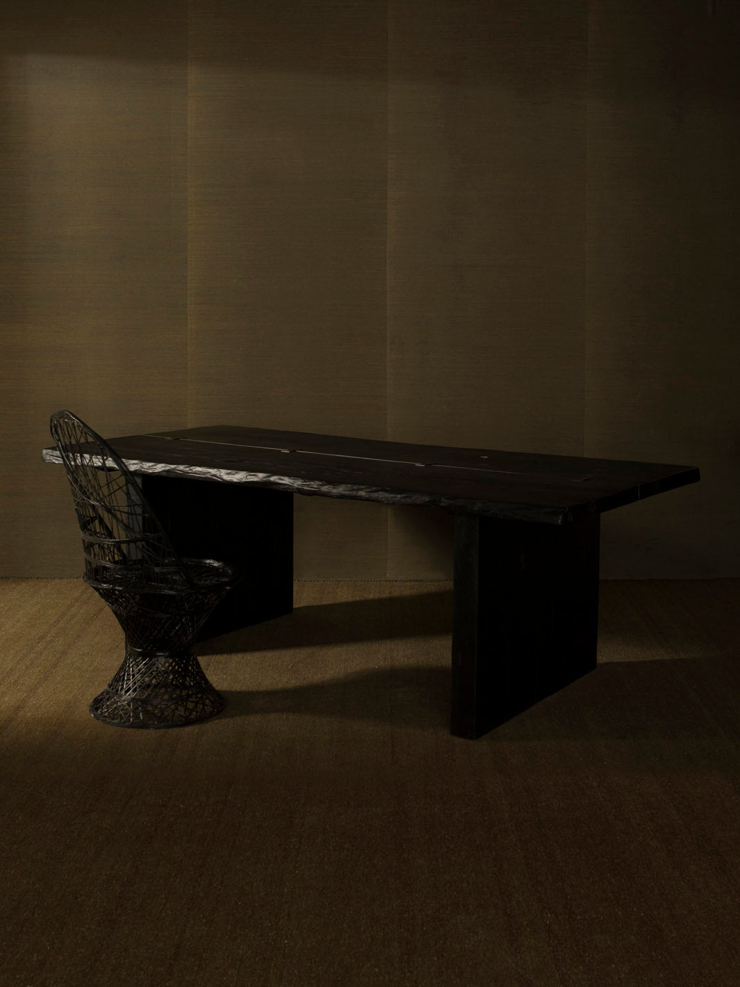 Mesa de comedor Ironwood centenario