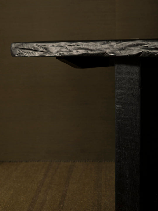 Mesa de comedor Ironwood centenario