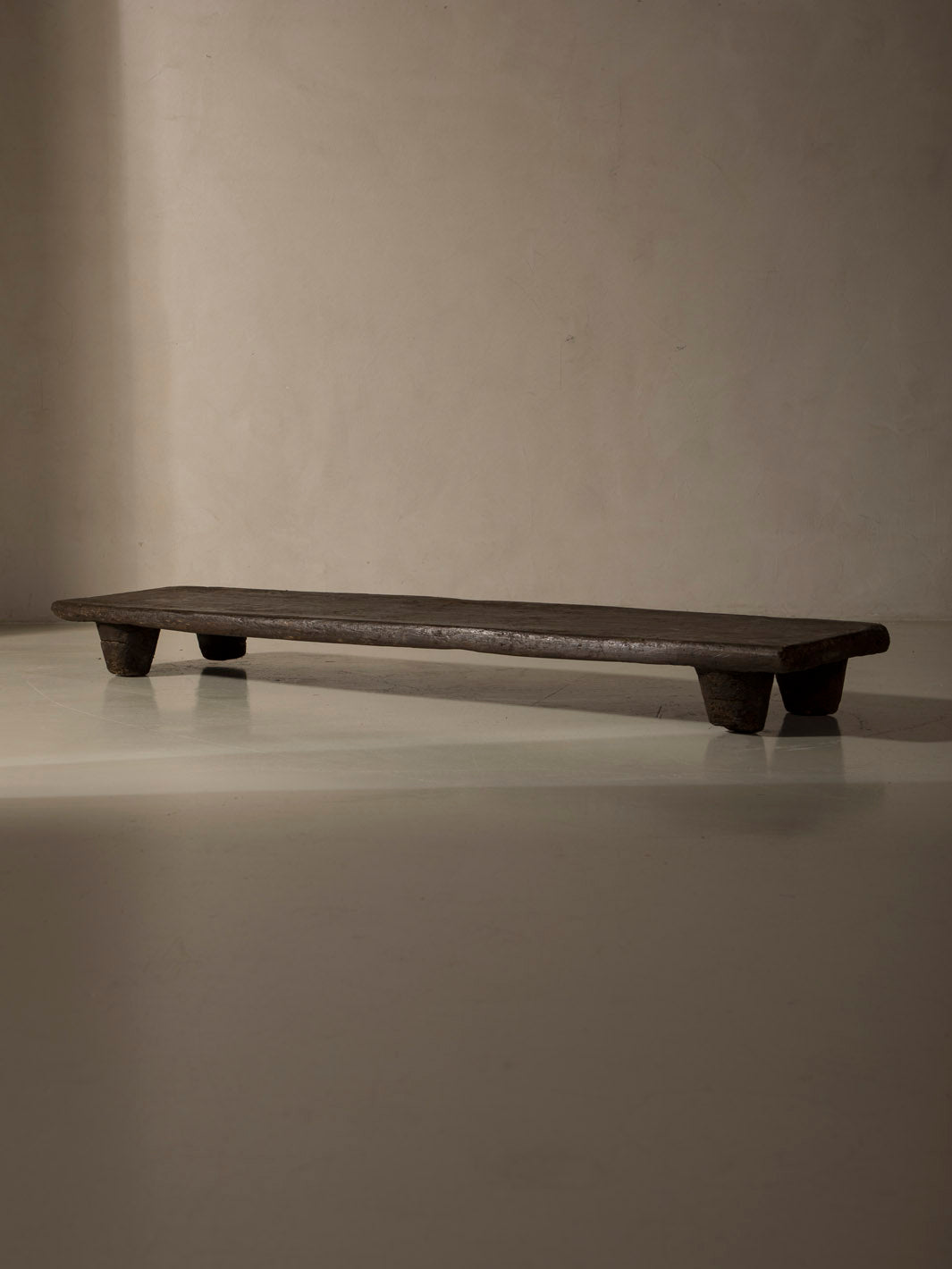 Low Naga Table