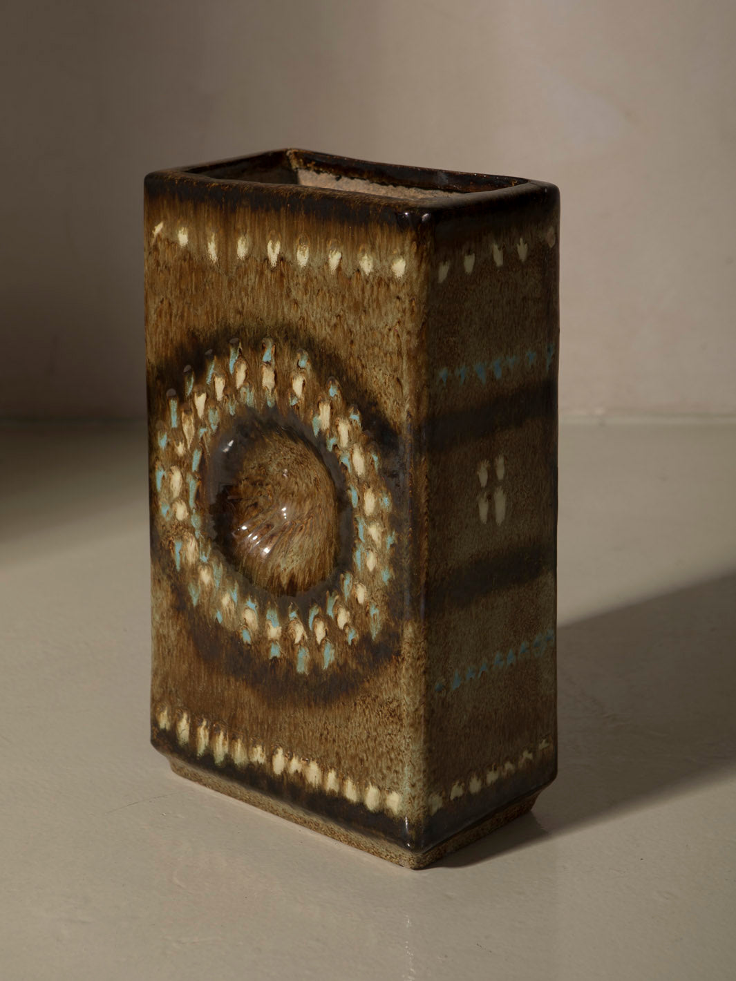 Jarrón Zslonay Hungría años 60