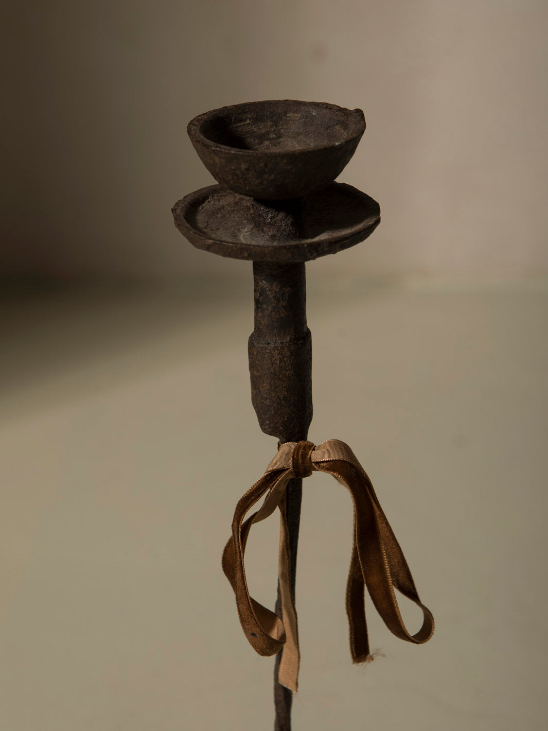 Candelabro Bell de hierro forjado